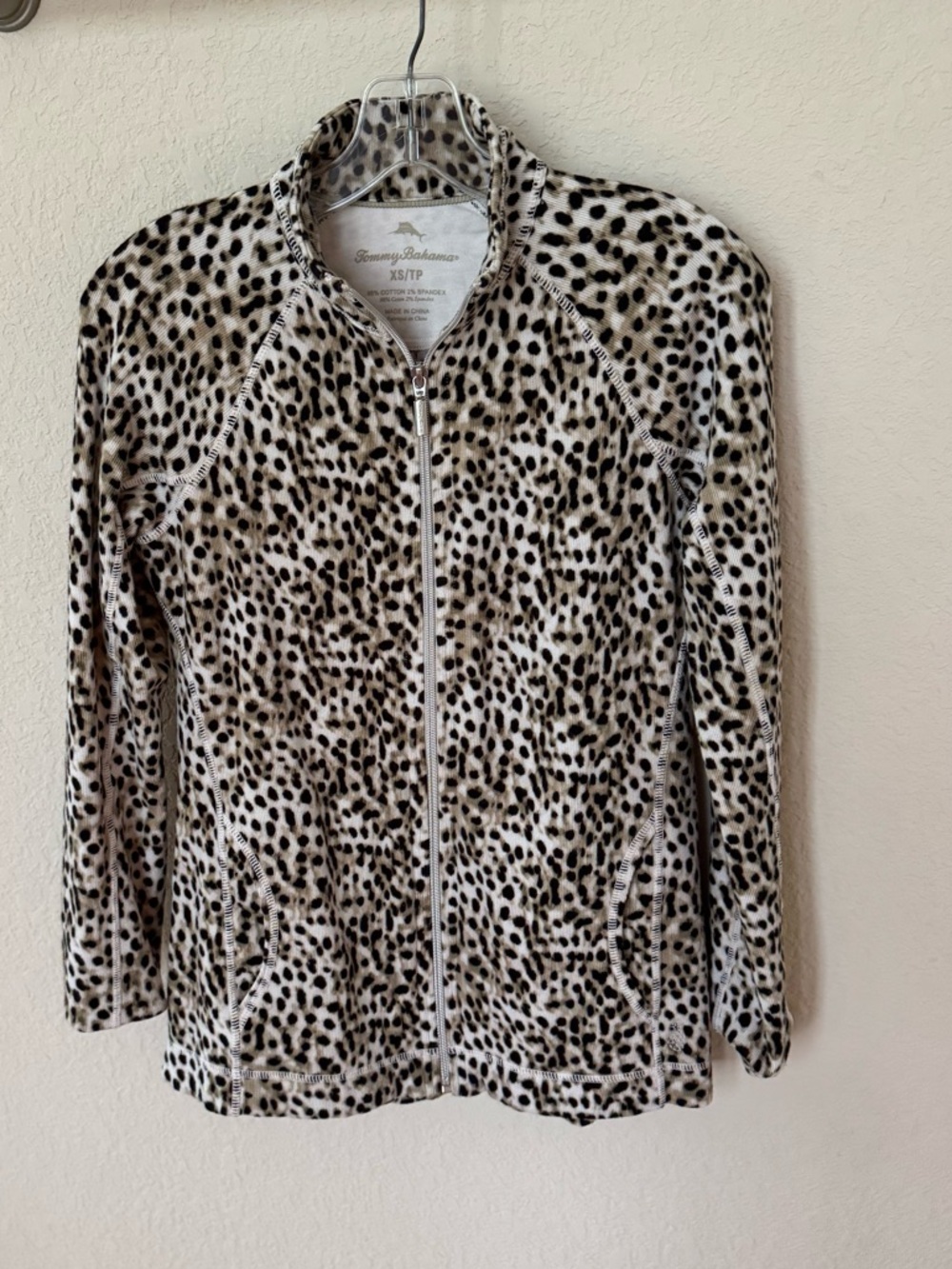 Tommy Bahama Animal Print Zip Jacket - Beige & Black. Size XS.
